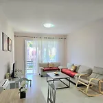 Sunny - 274 Apartment *